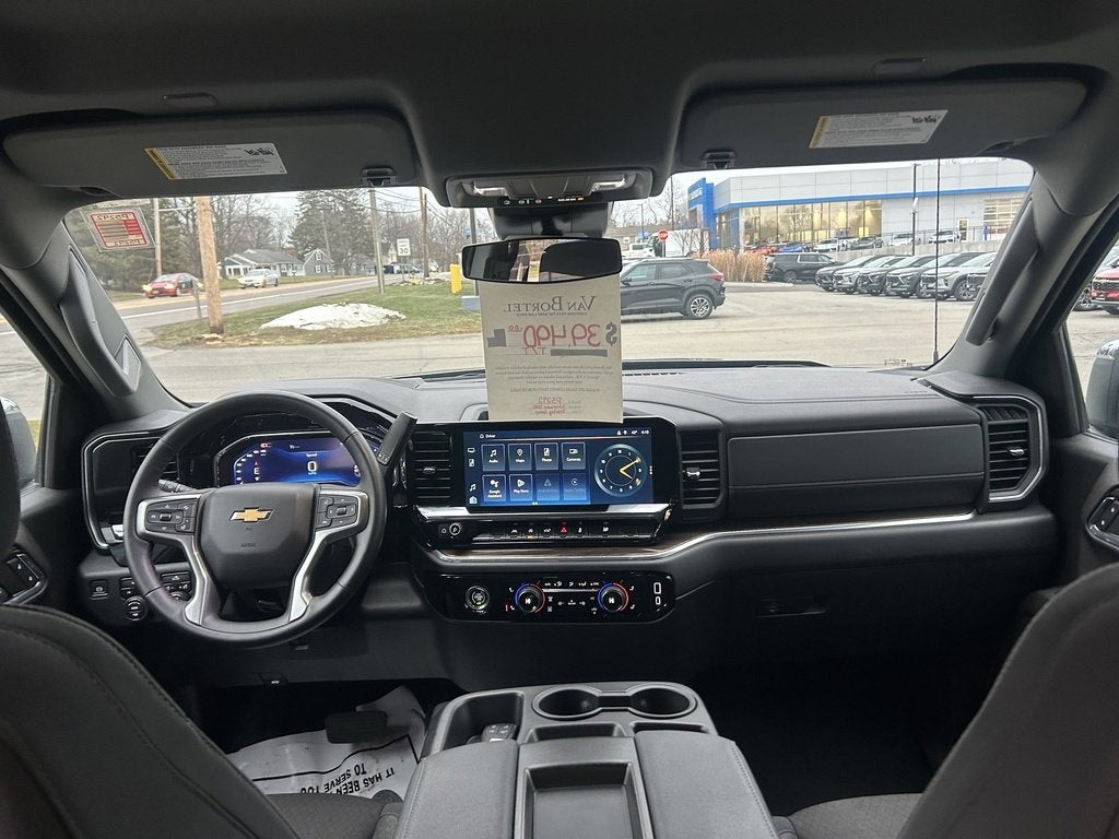 2024 Chevrolet Silverado 1500 LT (2FL)