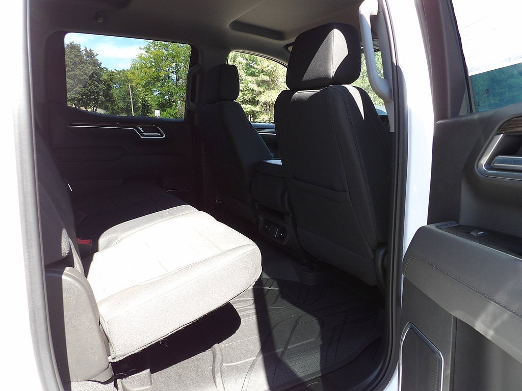 2025 Chevrolet Silverado 1500 LT (2FL)