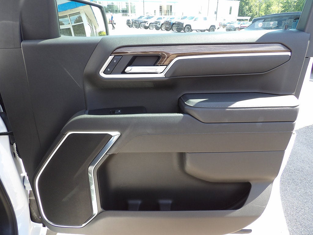 2025 Chevrolet Silverado 1500 LT (2FL)