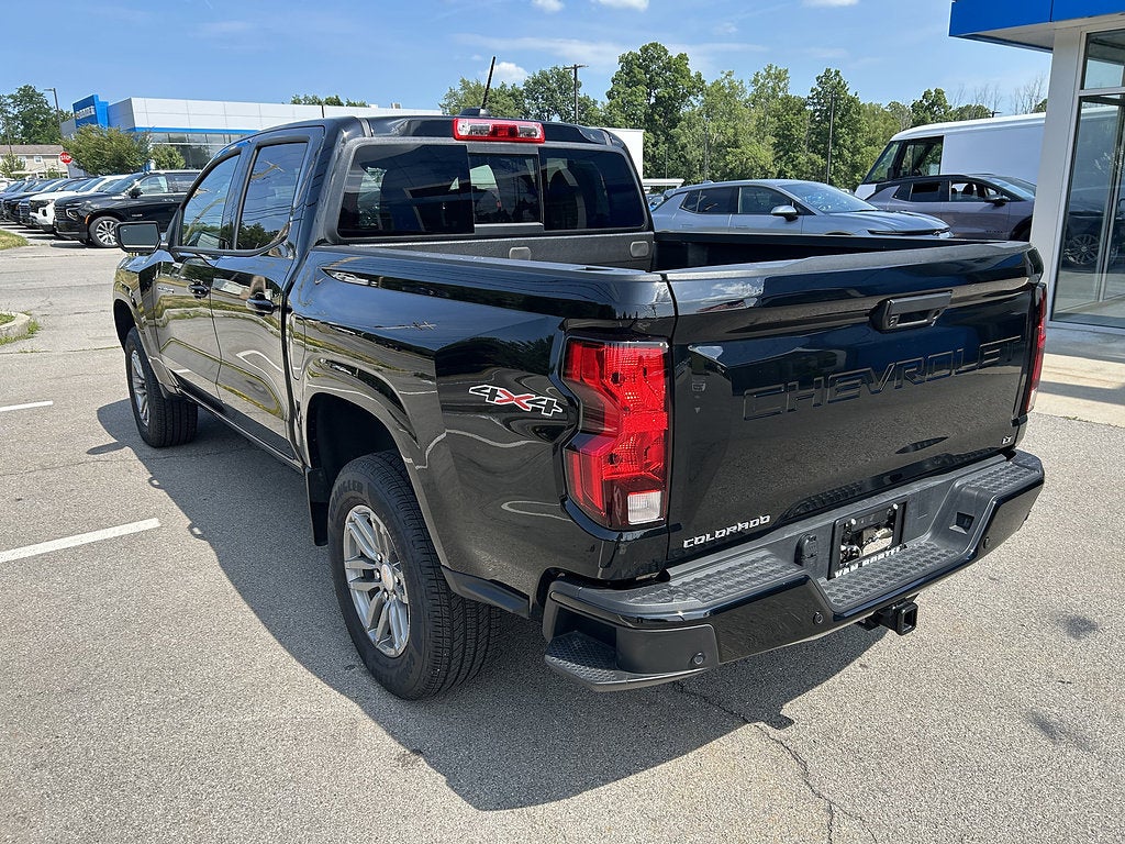 2024 Chevrolet Colorado LT