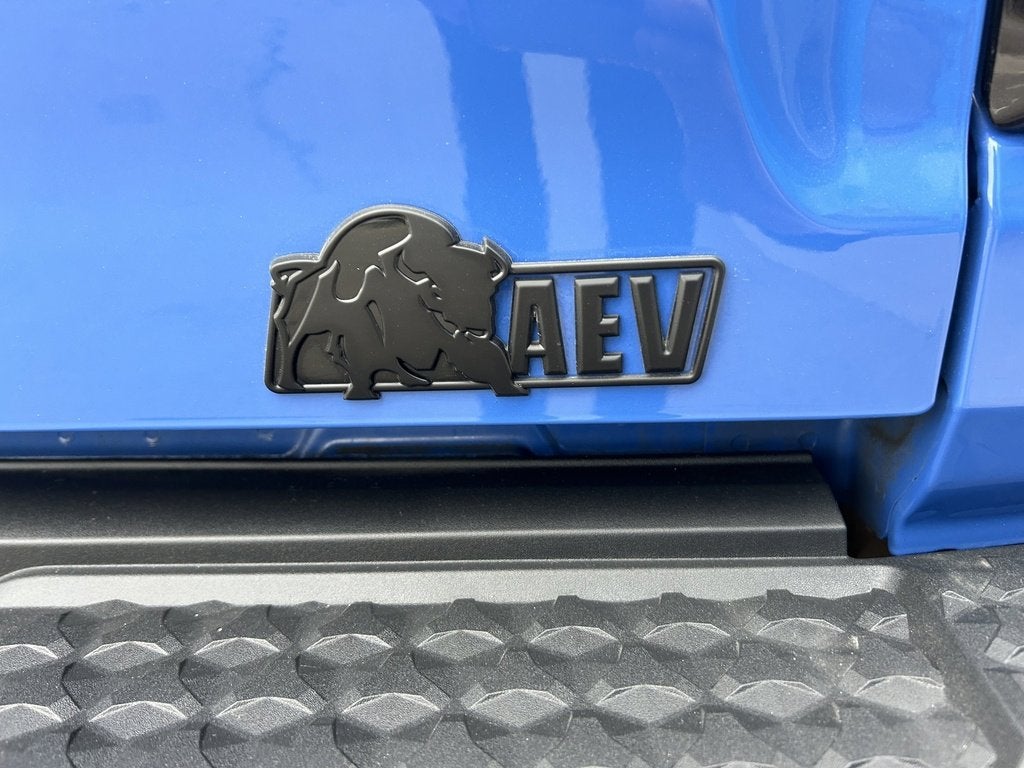 2025 Chevrolet Colorado ZR2