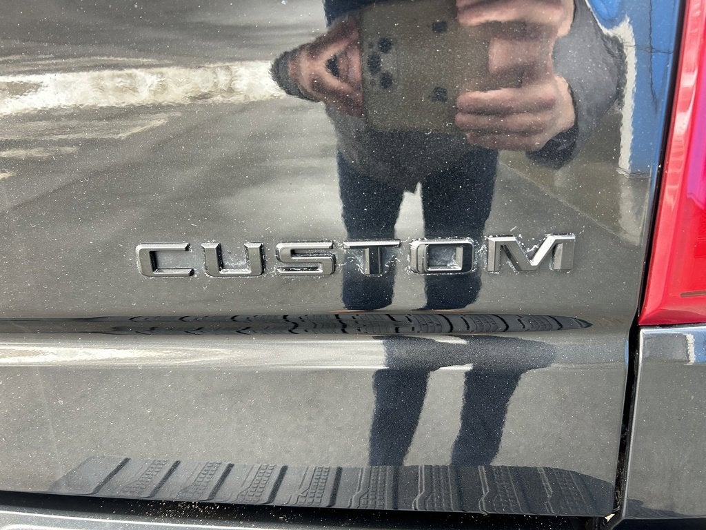 2020 Chevrolet Silverado 1500 Custom