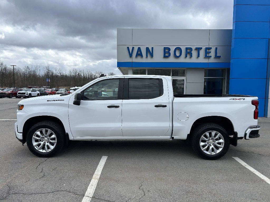 2021 Chevrolet Silverado 1500 Custom