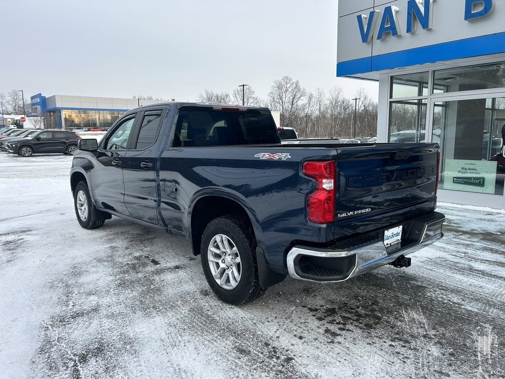2022 Chevrolet Silverado 1500 LT (2FL)