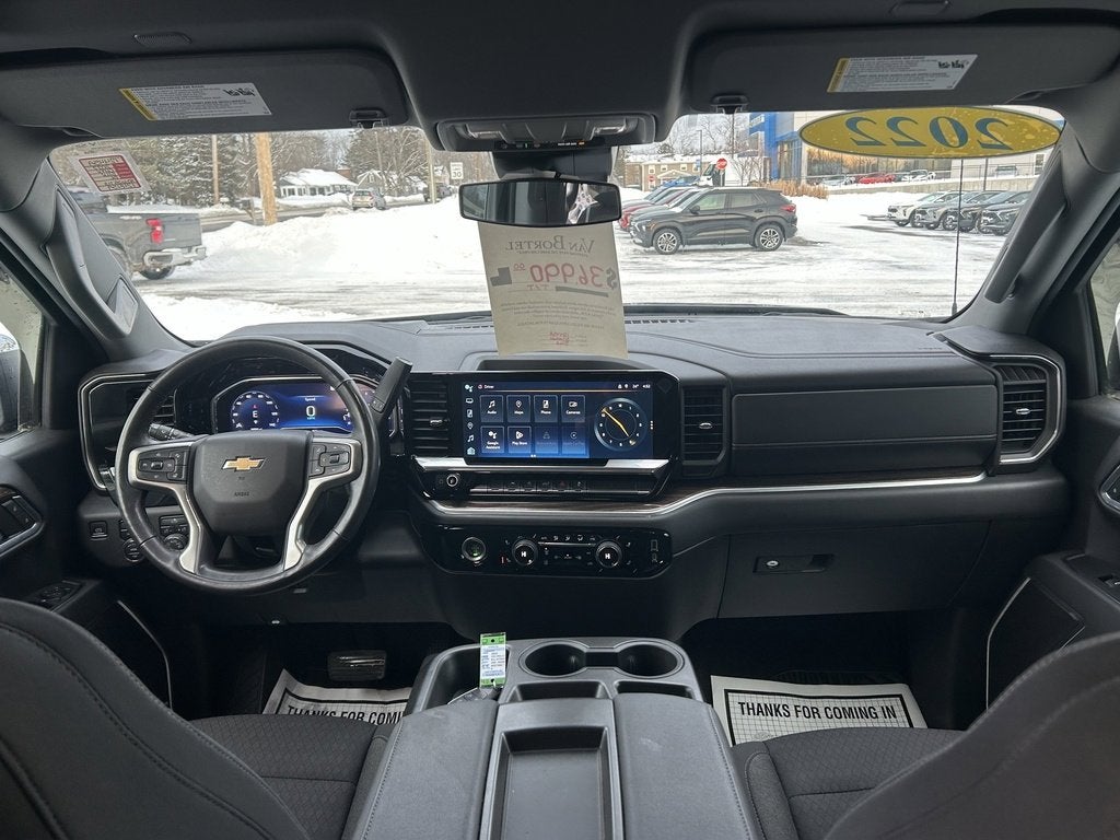 2022 Chevrolet Silverado 1500 LT (2FL)