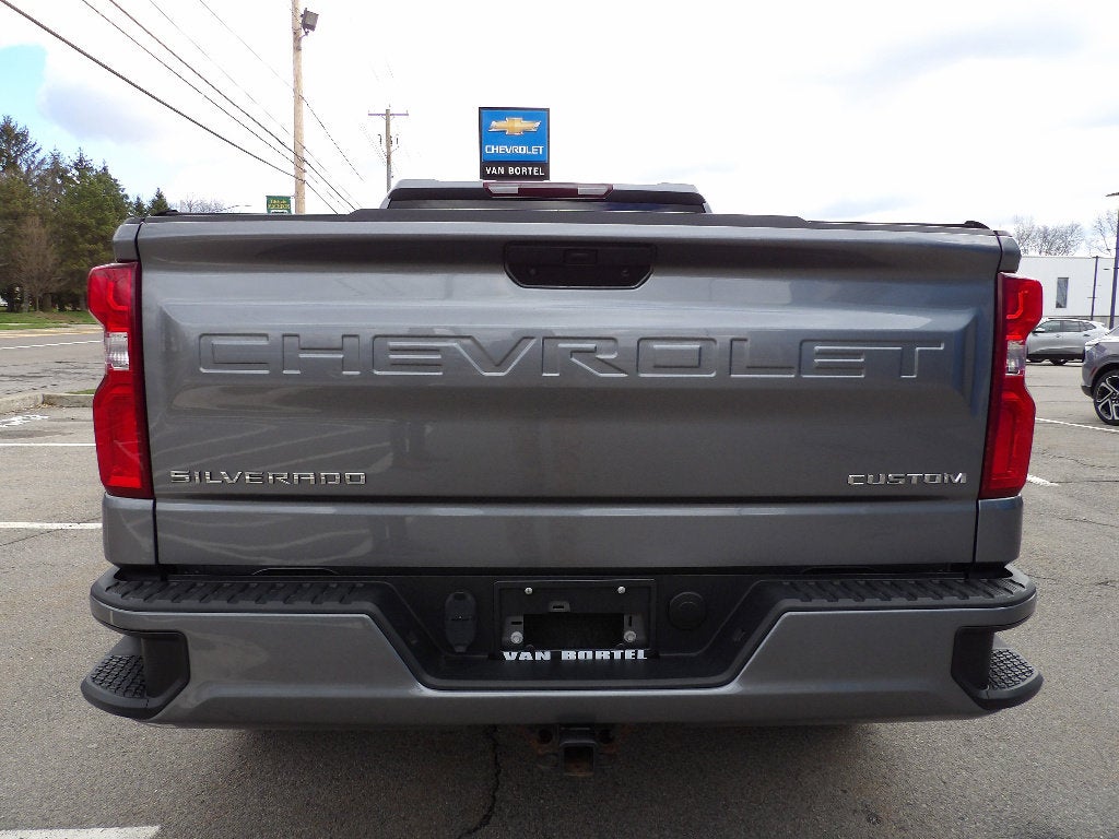 2021 Chevrolet Silverado 1500 Custom