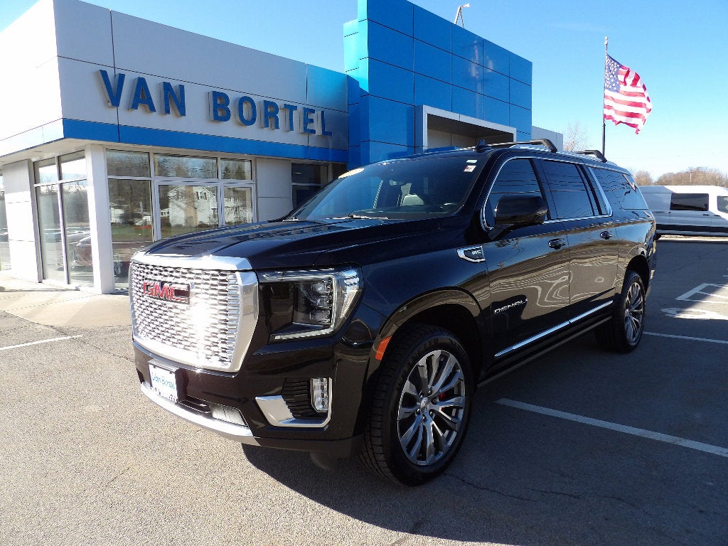 2022 GMC Yukon XL Denali