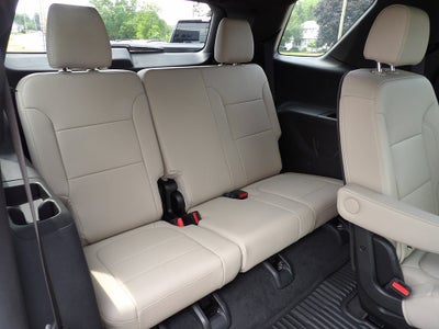 2022 Chevrolet Traverse LT Leather