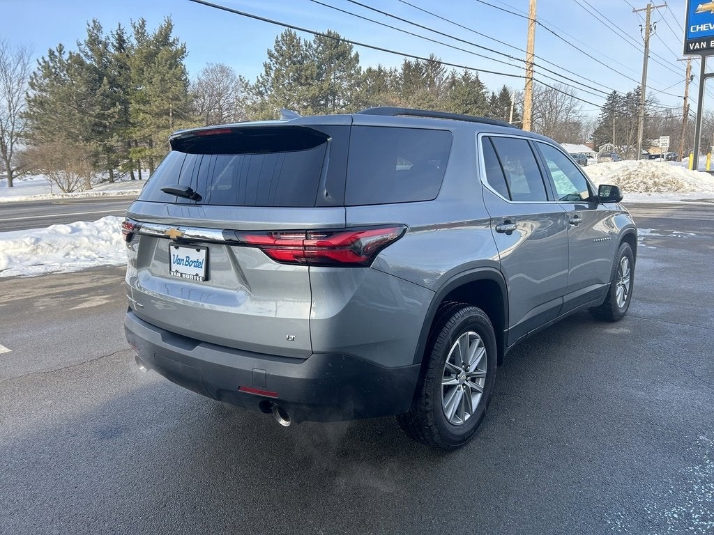 2023 Chevrolet Traverse LT Cloth