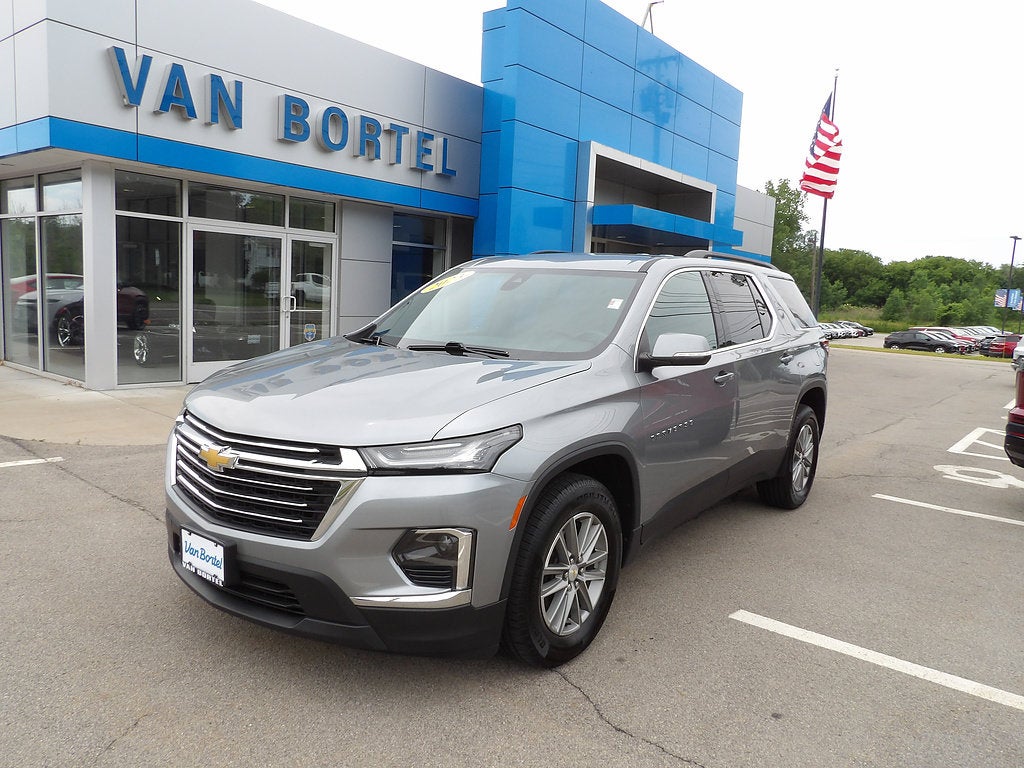 2023 Chevrolet Traverse LT Cloth
