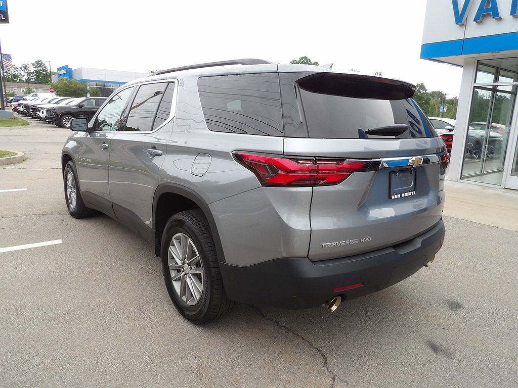 2023 Chevrolet Traverse LT Cloth