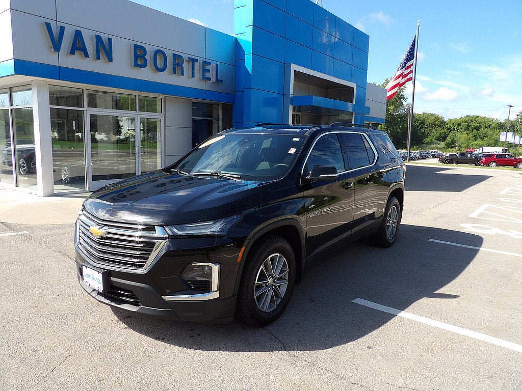2022 Chevrolet Traverse LT Cloth