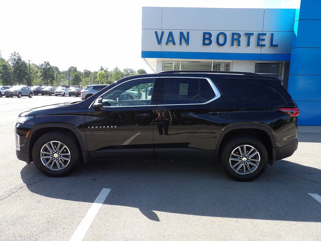 2022 Chevrolet Traverse LT Cloth