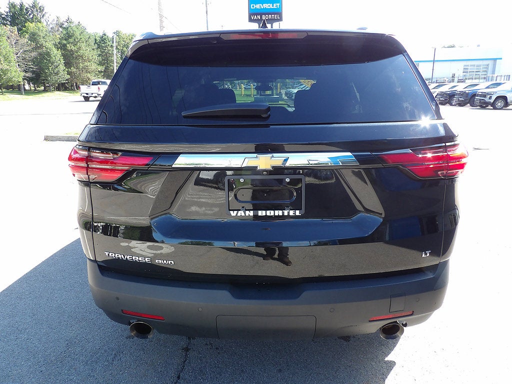 2022 Chevrolet Traverse LT Cloth