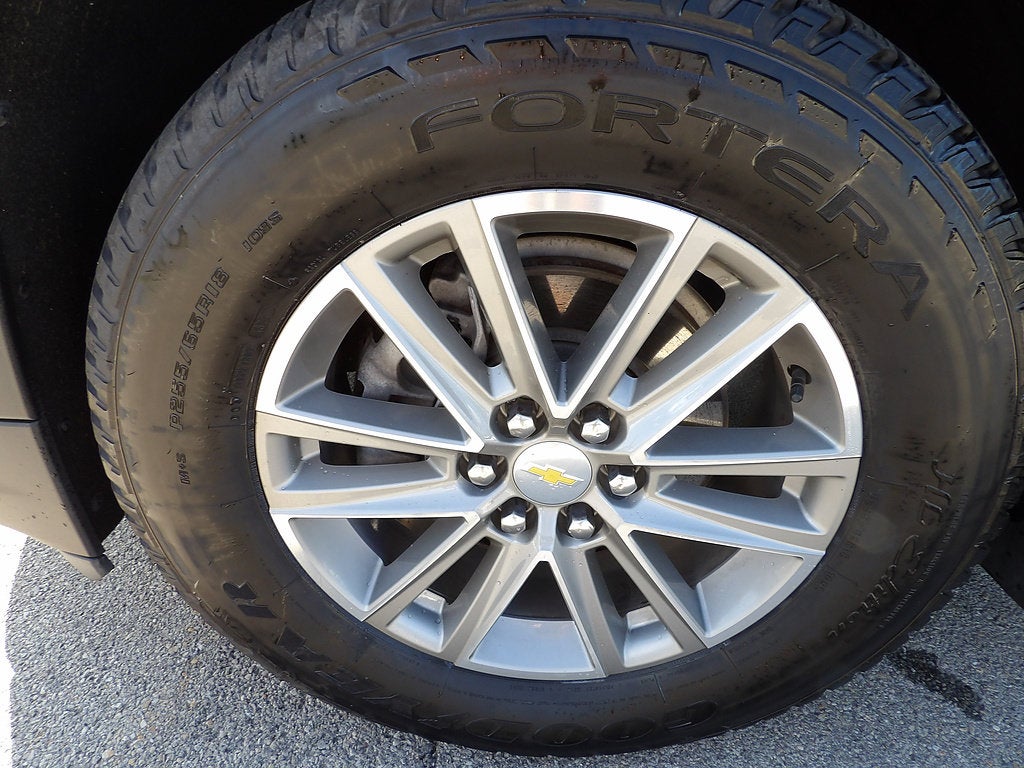 2022 Chevrolet Traverse LT Cloth