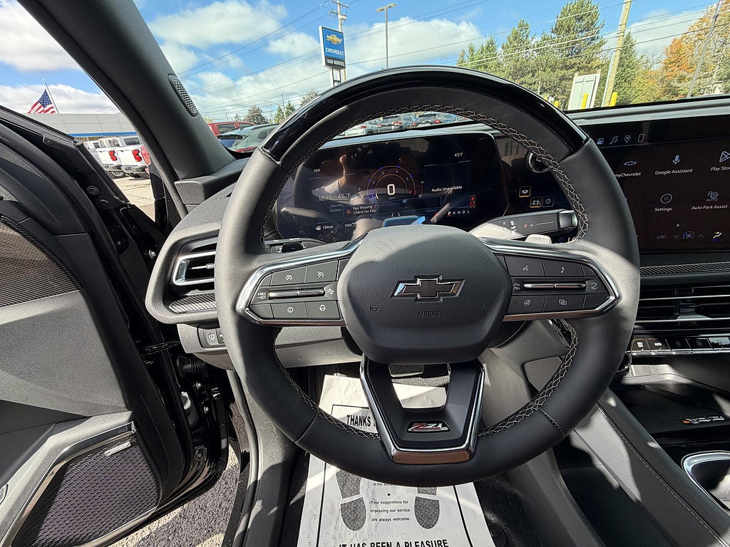 2027 Chevrolet Traverse Z71 - Photo 13