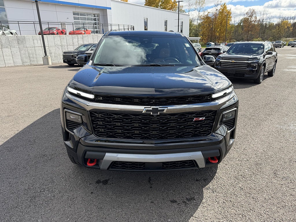 2027 Chevrolet Traverse Z71 - Photo 9