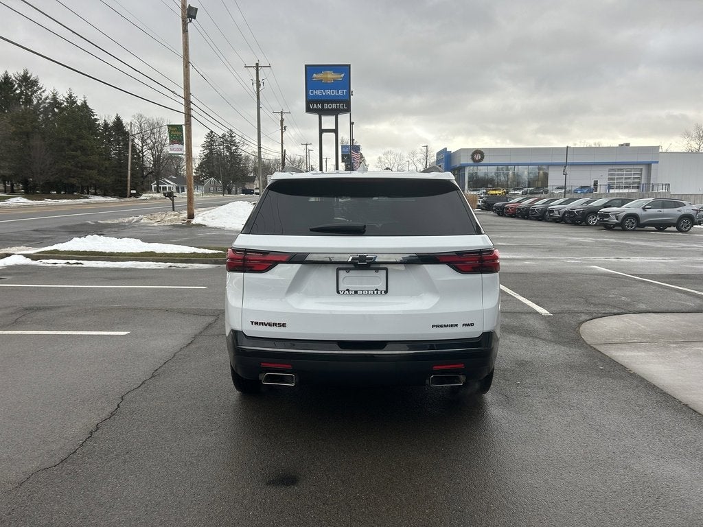 2023 Chevrolet Traverse Premier