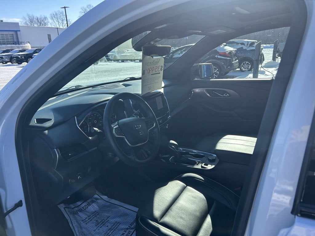 2023 Chevrolet Traverse Premier