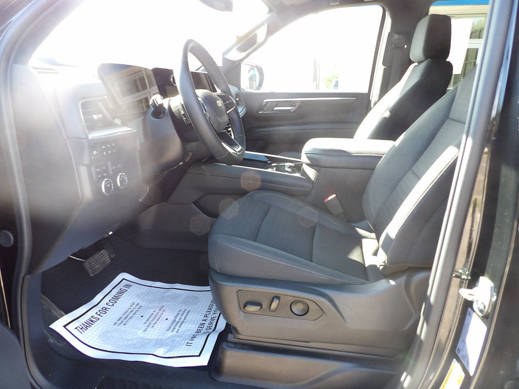 2025 Chevrolet Tahoe LS