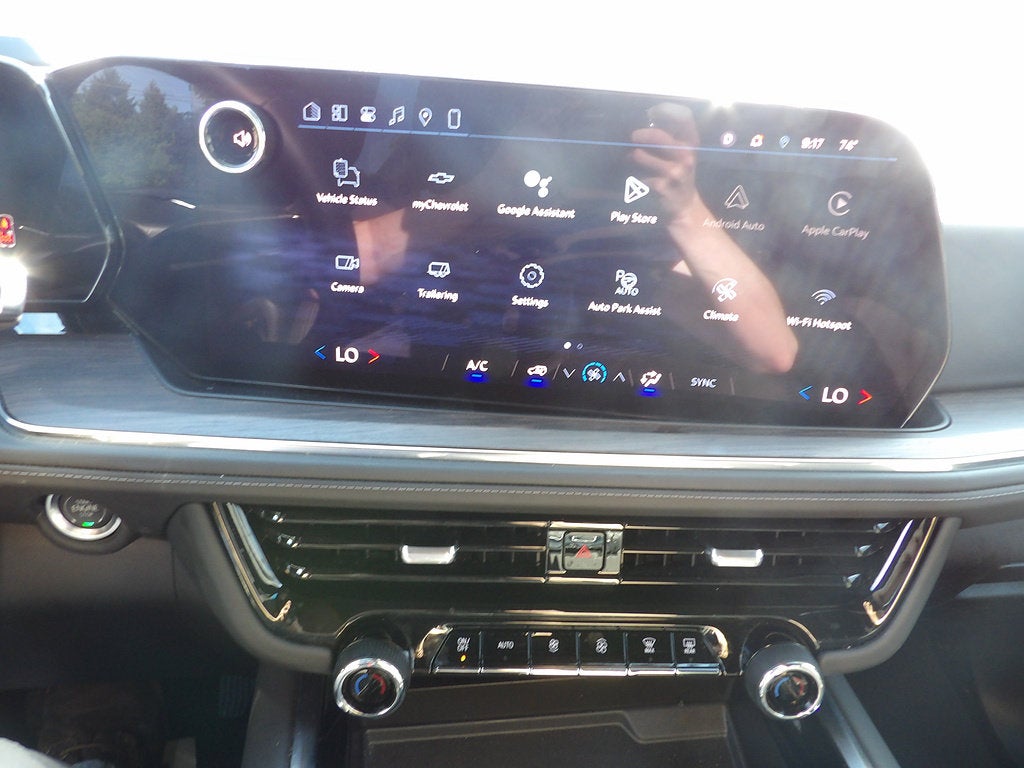2025 Chevrolet Tahoe LS