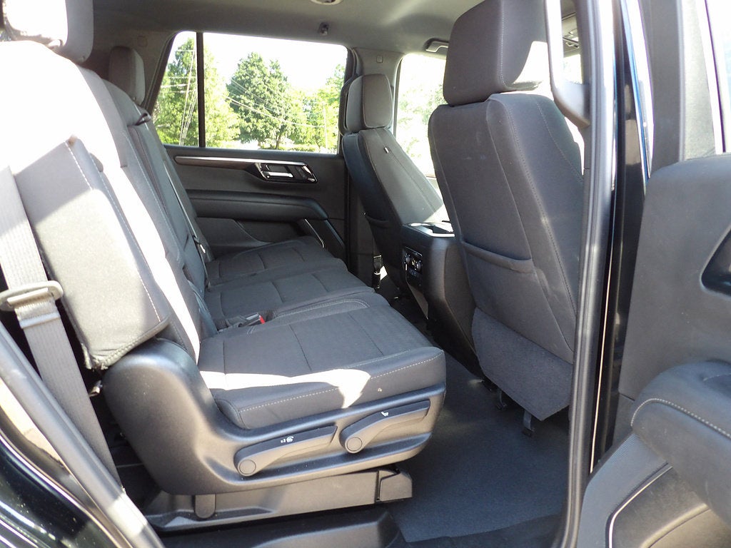 2025 Chevrolet Tahoe LS
