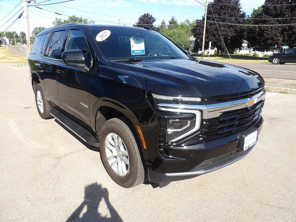2025 Chevrolet Tahoe LS