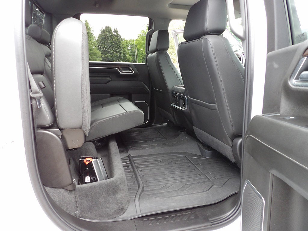 2025 GMC Sierra 3500 HD SLT