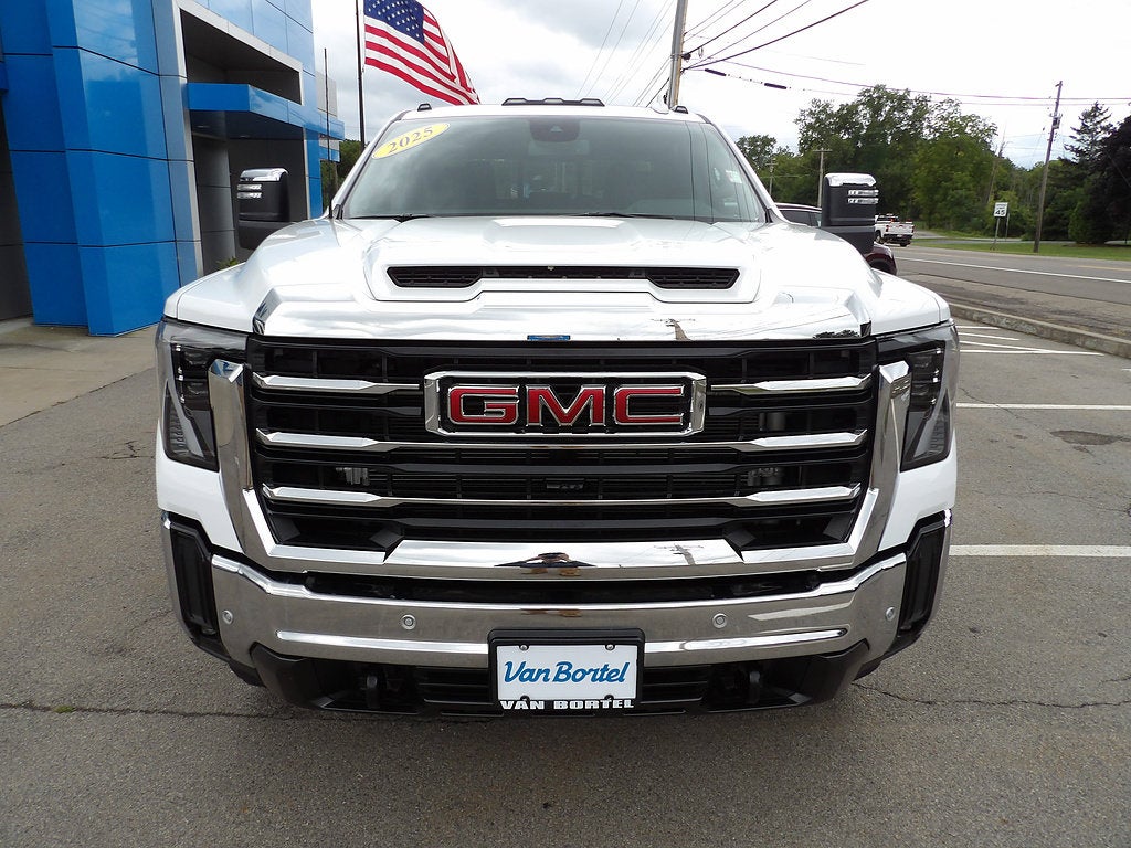 2025 GMC Sierra 3500 HD SLT
