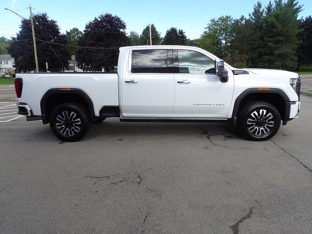 2025 GMC Sierra 3500 HD Denali Ultimate