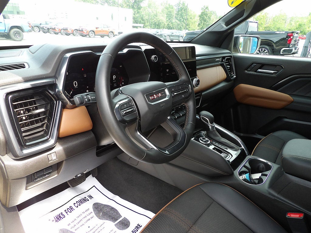 2024 GMC Canyon AT4