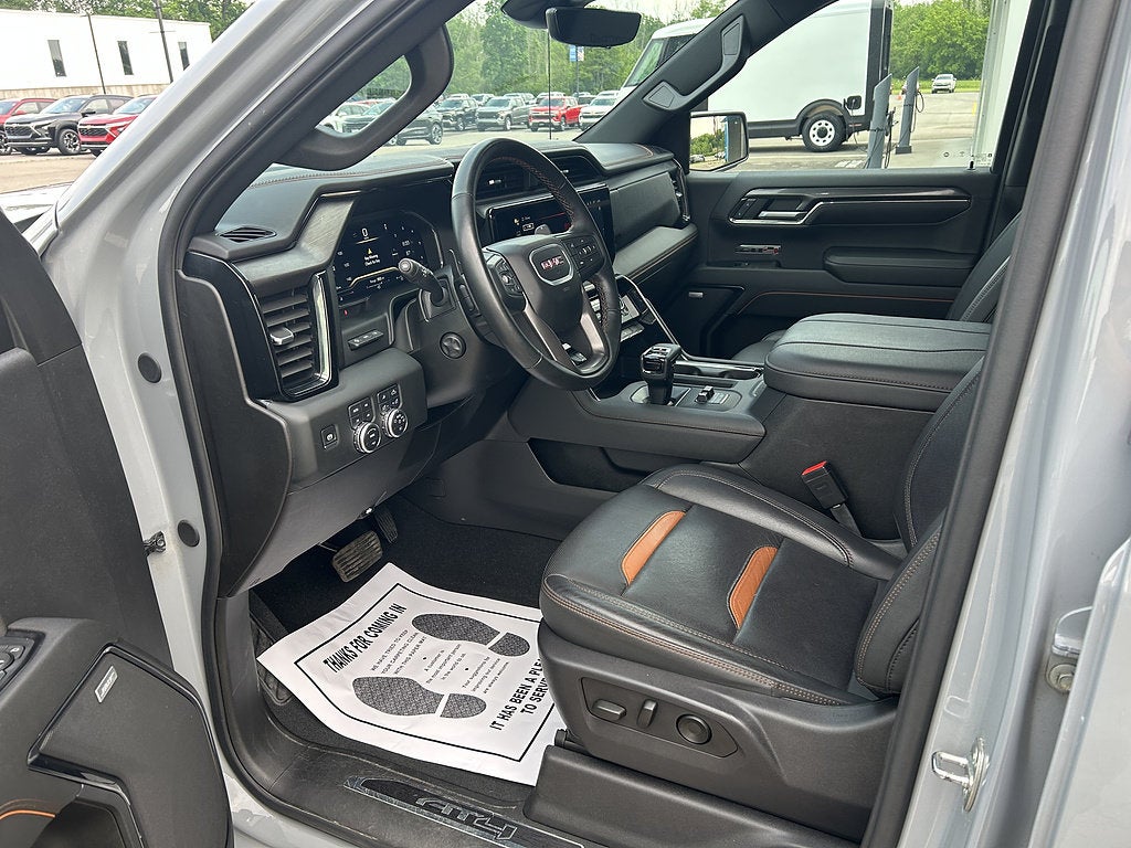 2024 GMC Sierra 1500 AT4