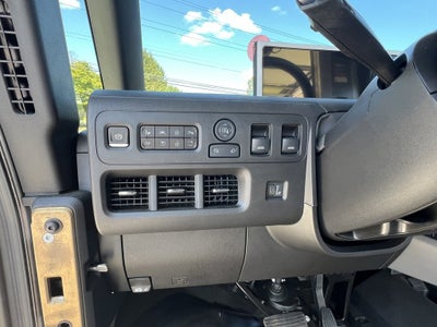 2025 Chevrolet BrightDrop 400 AWD 400