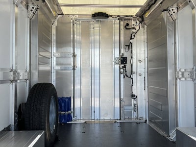 2025 Chevrolet BrightDrop 400 AWD 400