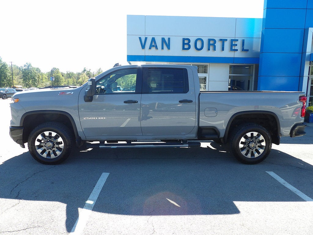 2024 Chevrolet Silverado 2500 HD Custom