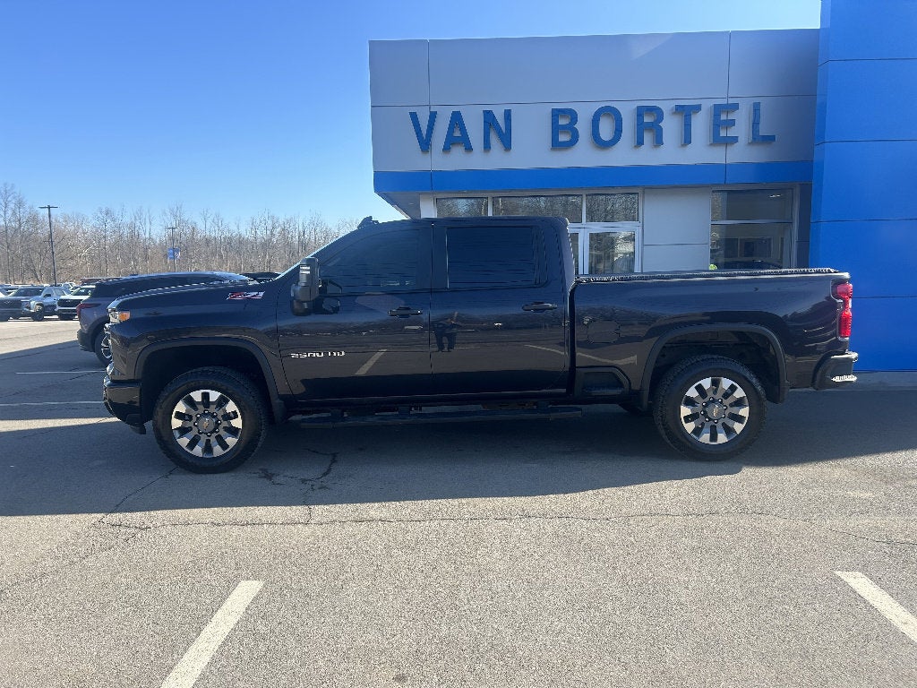 2024 Chevrolet Silverado 2500 HD Custom