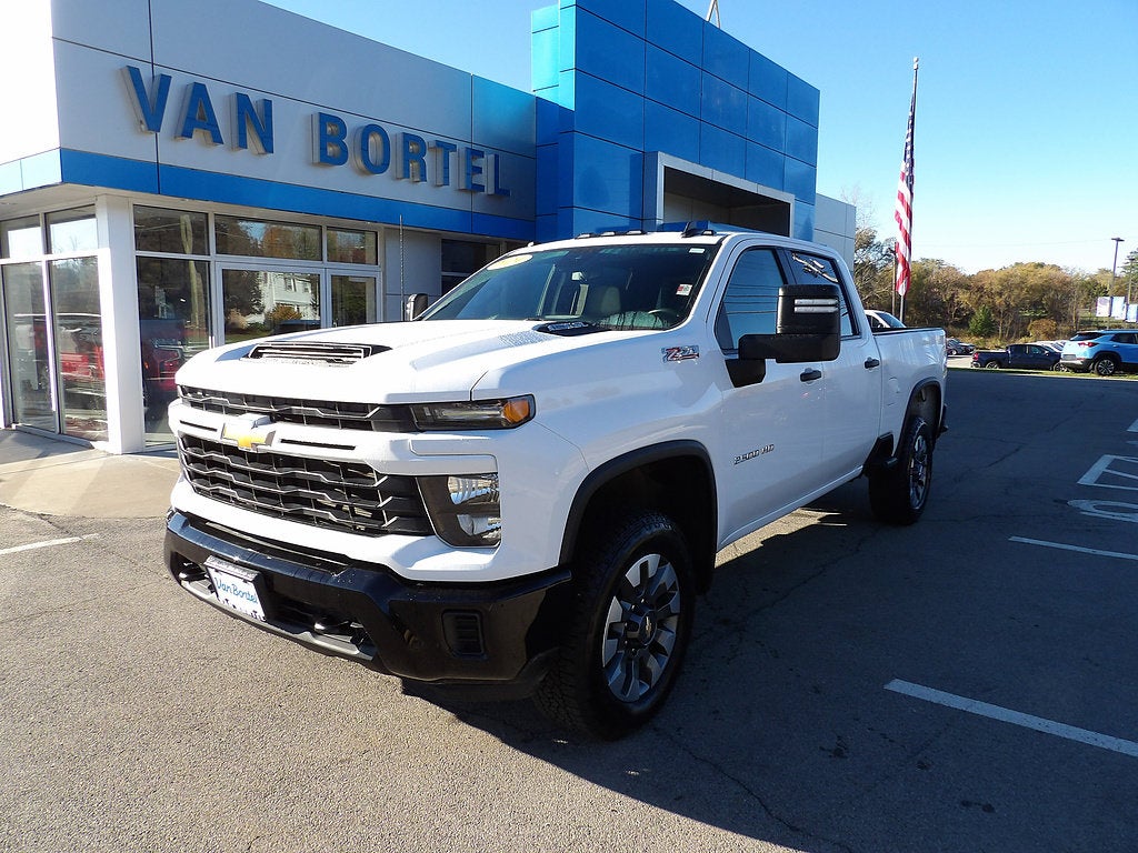 2024 Chevrolet Silverado 2500 HD Custom