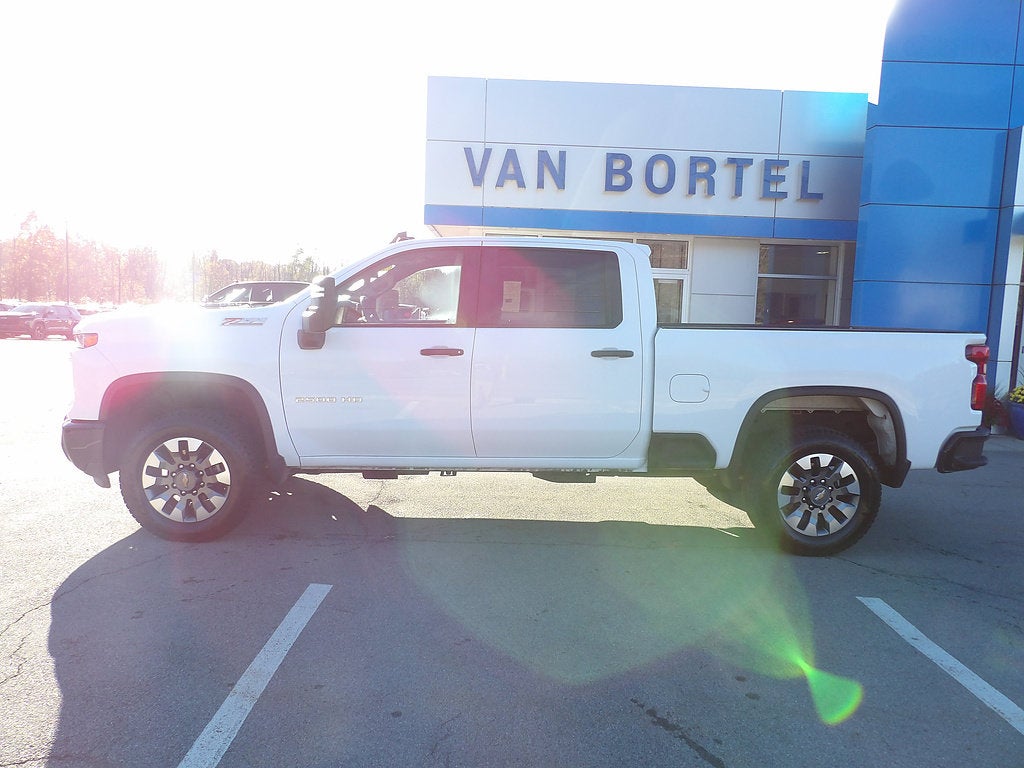 2024 Chevrolet Silverado 2500 HD Custom