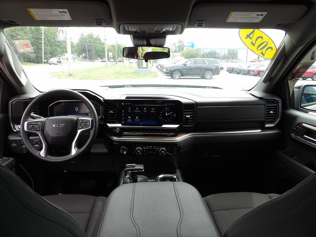 2024 Chevrolet Silverado 1500 RST