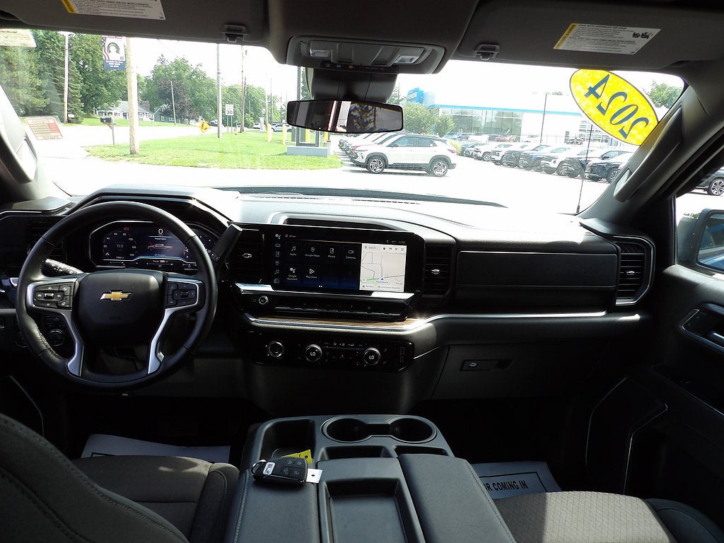 2024 Chevrolet Silverado 1500 LT (2FL)