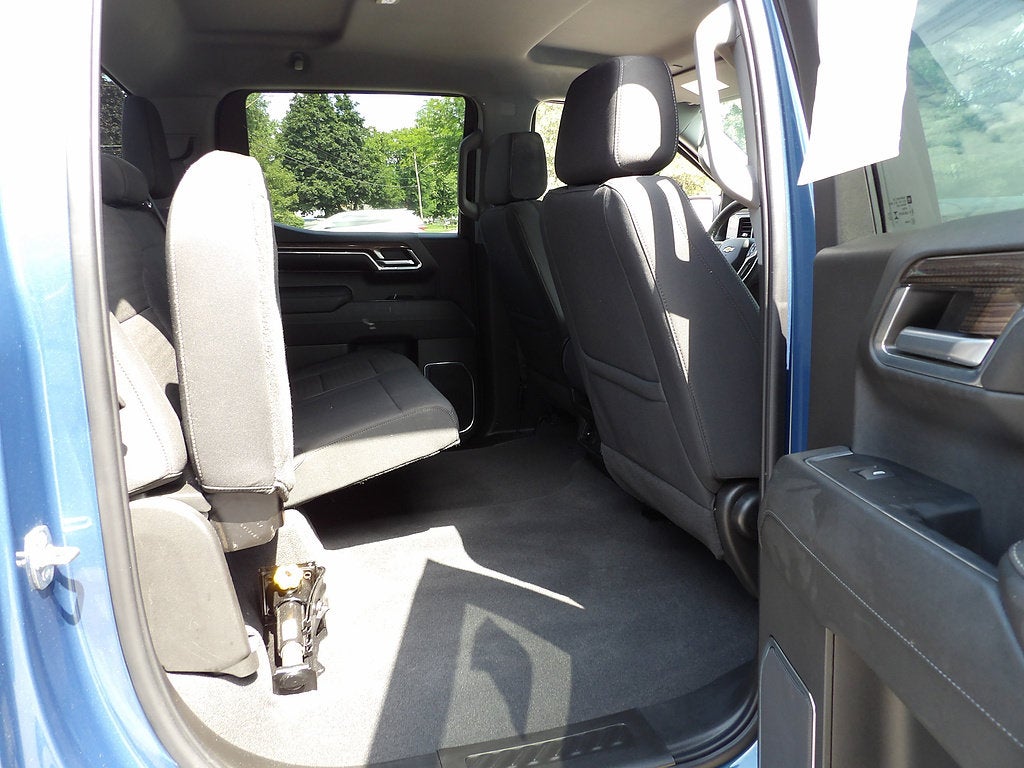 2024 Chevrolet Silverado 1500 LT (2FL)