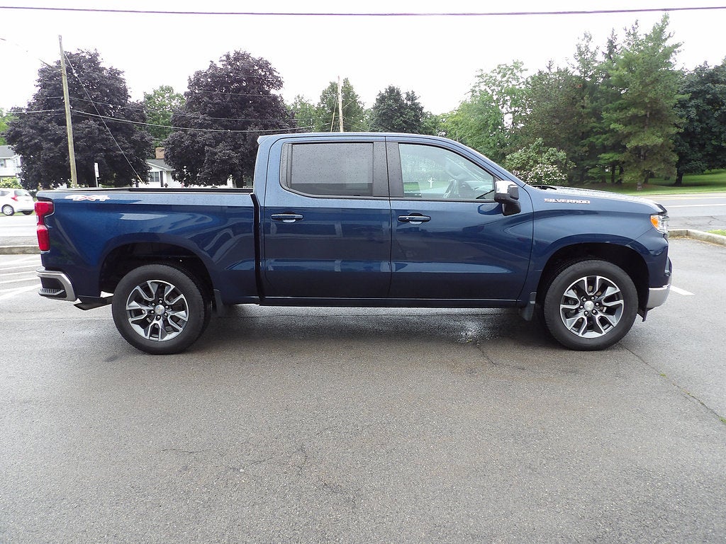 2023 Chevrolet Silverado 1500 LT (2FL)