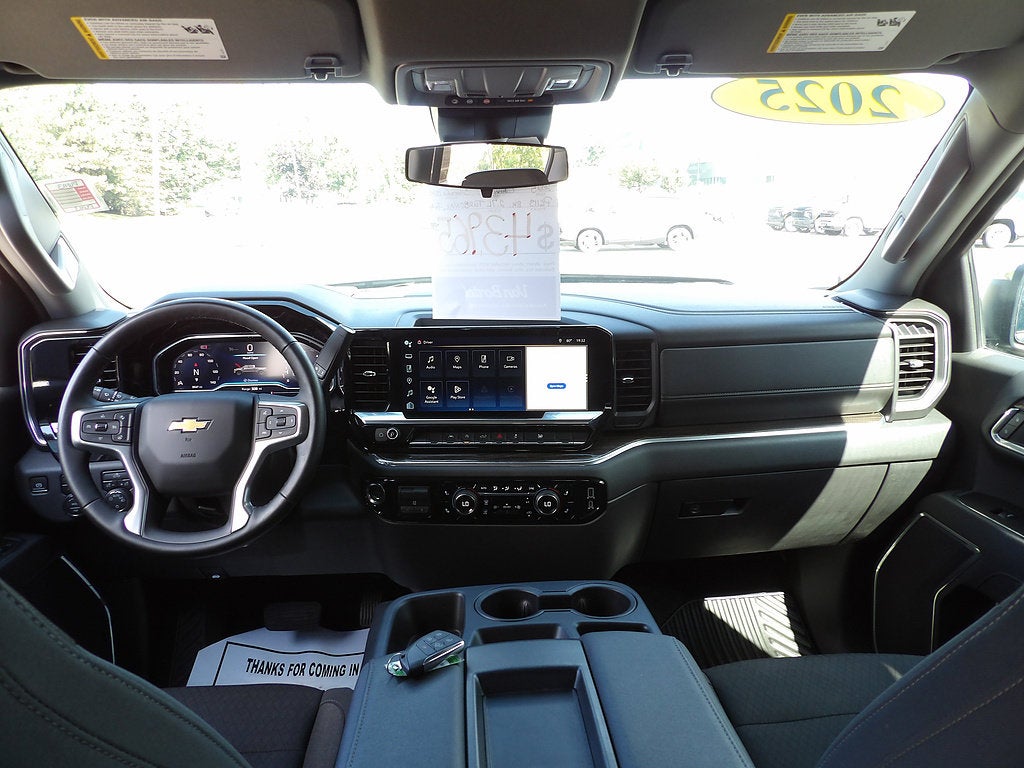 2025 Chevrolet Silverado 1500 LT (2FL)