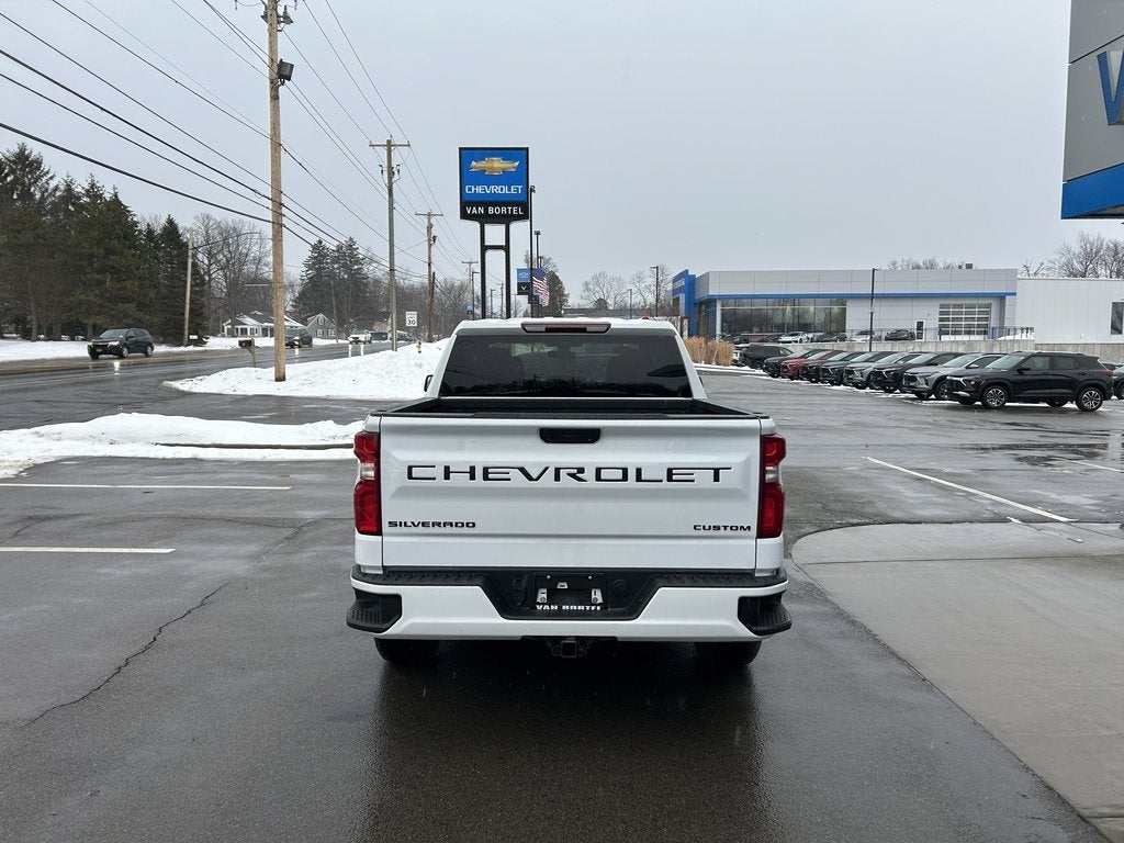 2022 Chevrolet Silverado 1500 LTD Custom