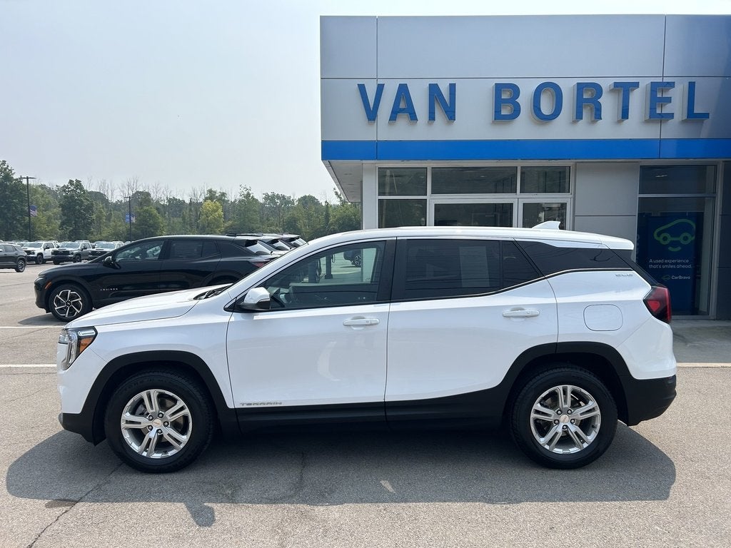 2022 GMC Terrain SLE