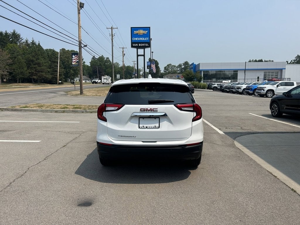 2022 GMC Terrain SLE