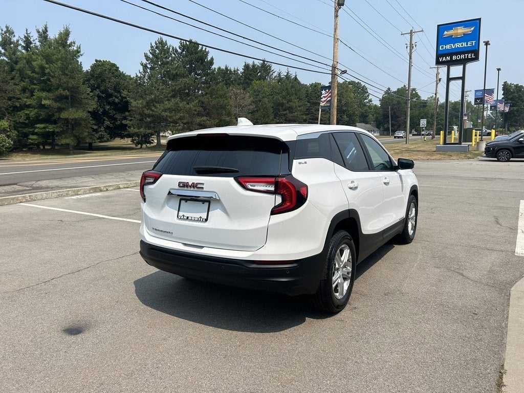 2022 GMC Terrain SLE