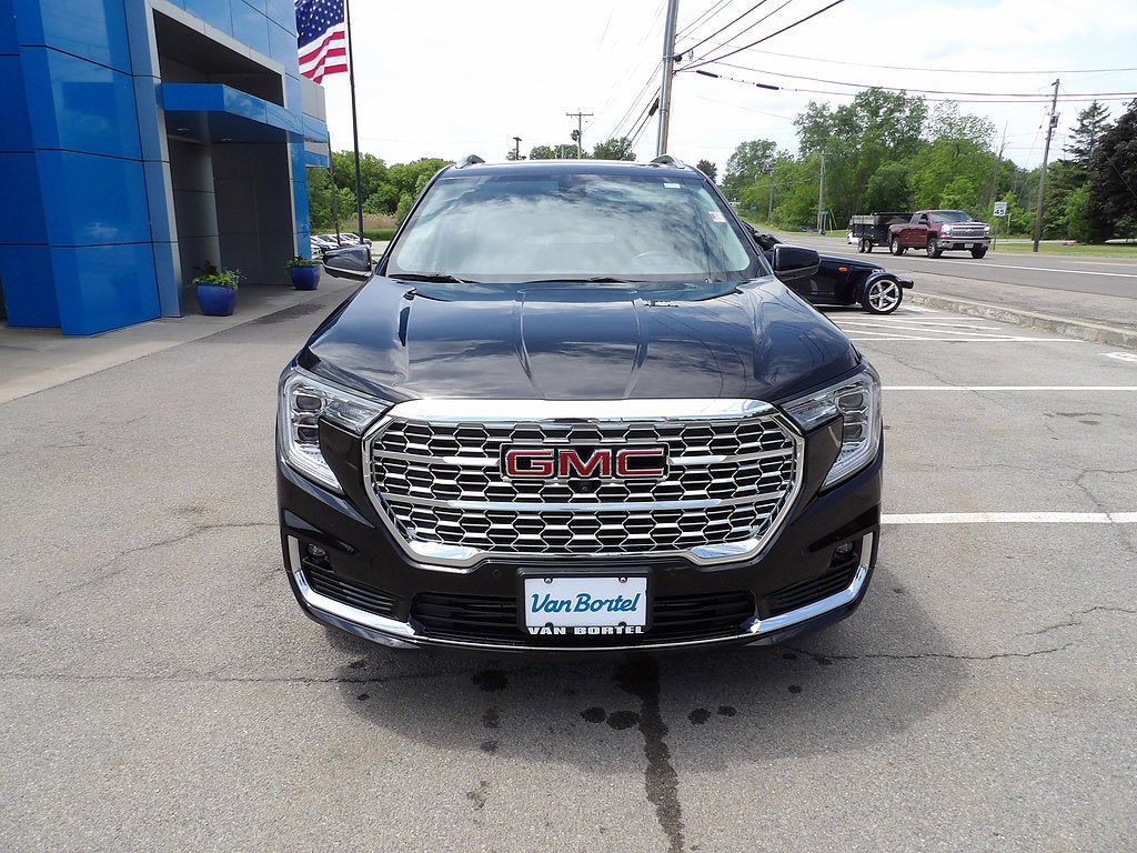 2023 GMC Terrain Denali