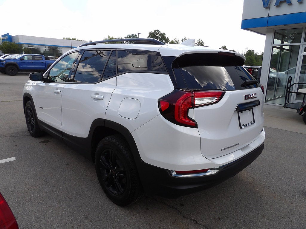2022 GMC Terrain AT4