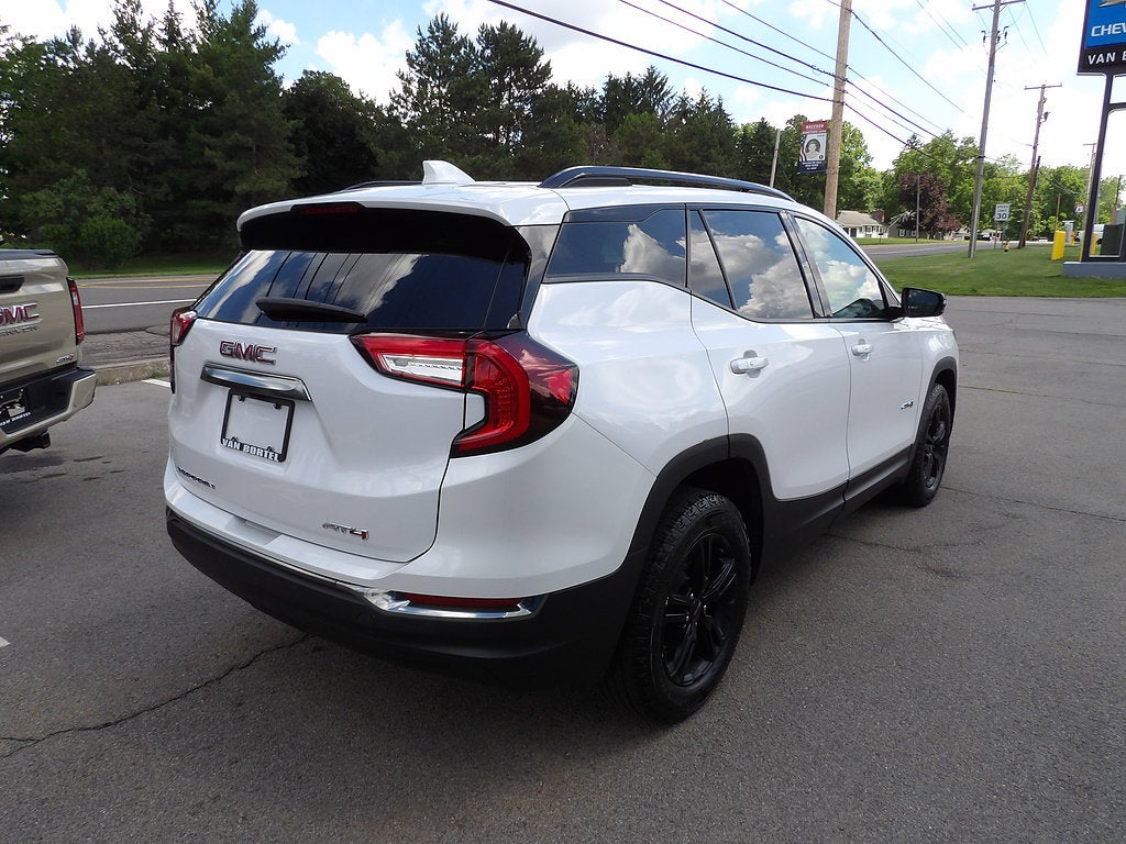 2022 GMC Terrain AT4